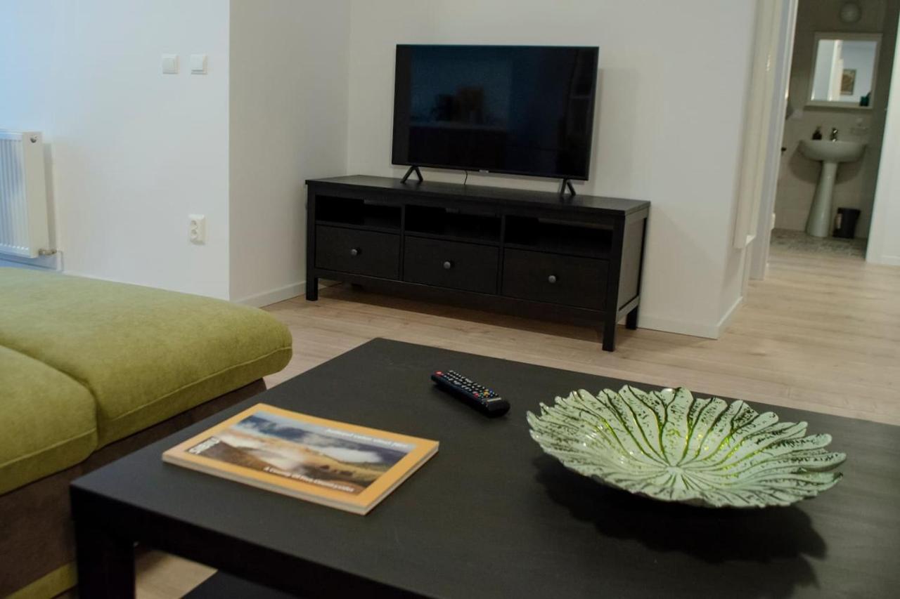 Paul'S Place. New Rooftop Apartment In Downtown سيبيو المظهر الخارجي الصورة